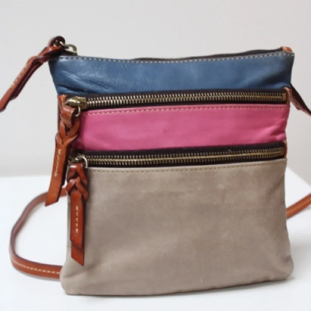 Dooney & Bourke north south cross body bag Genuine leather